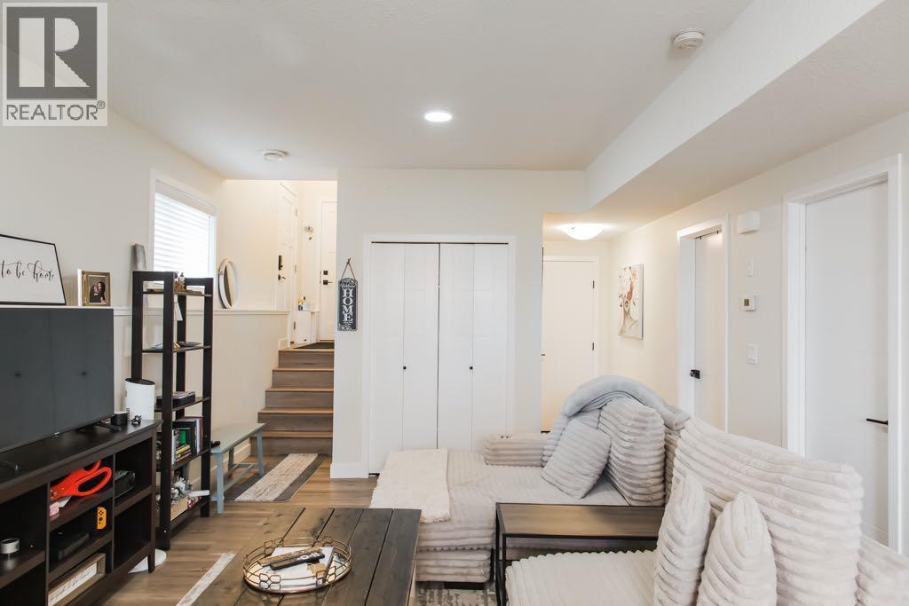 10617 133 Avenue - photo 4