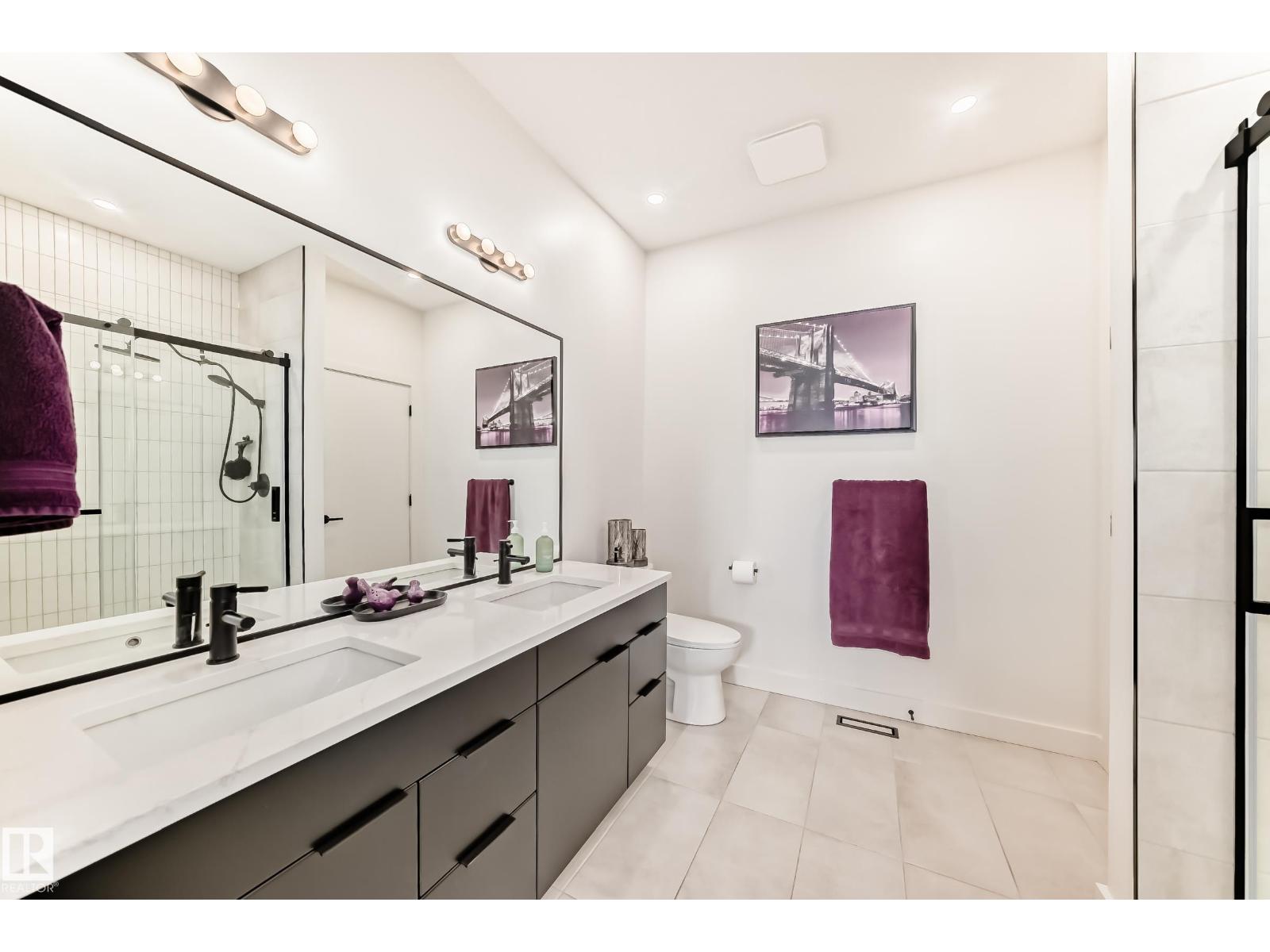 10936 117 ST NW - 23