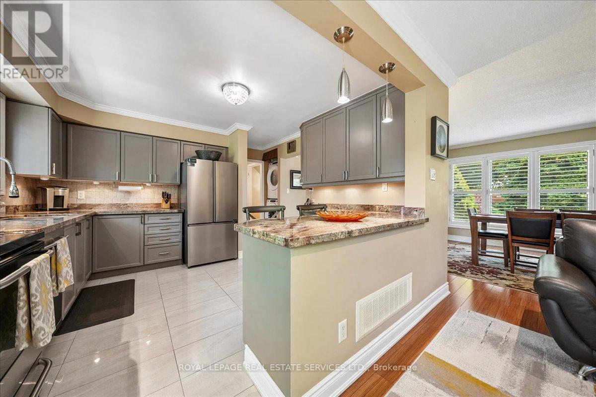 987 SIERRA BOULEVARD - 14