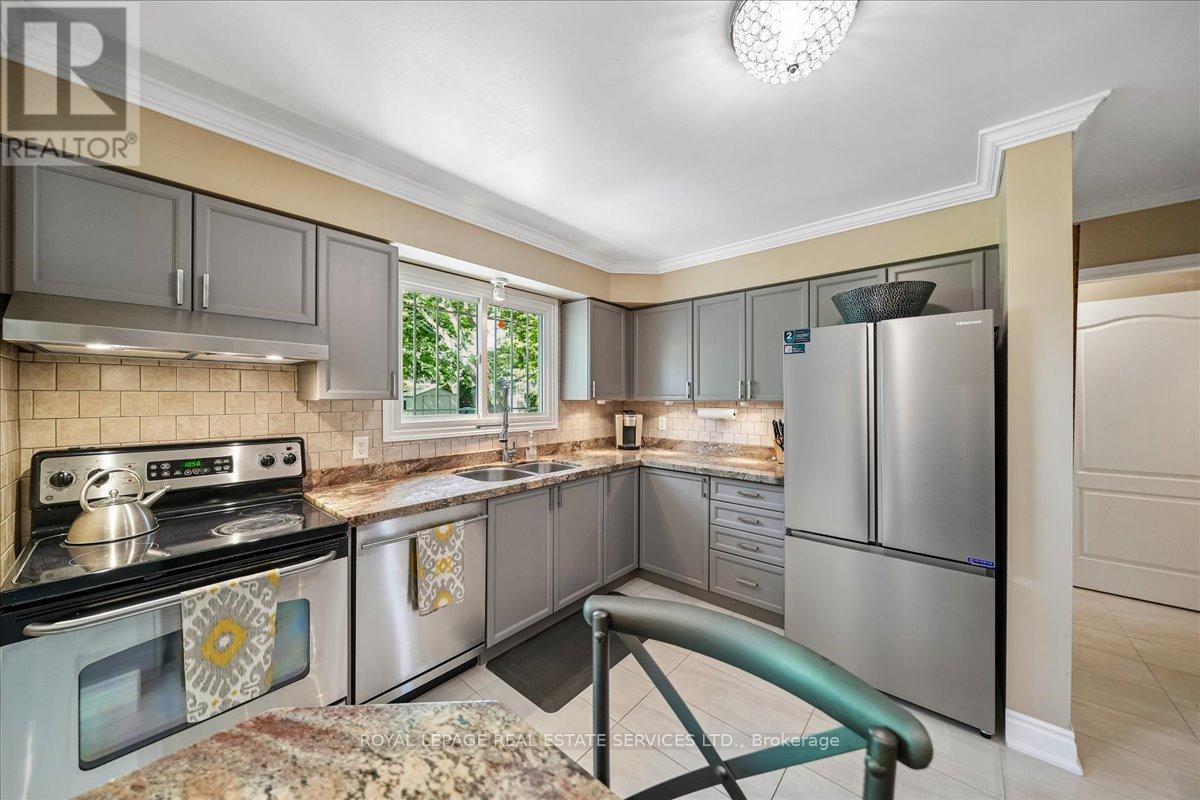 987 SIERRA BOULEVARD - 16