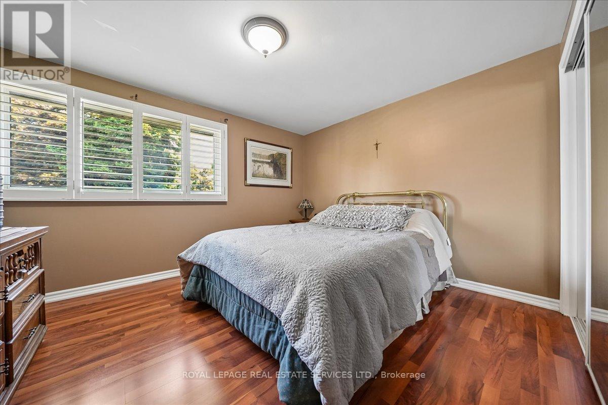 987 SIERRA BOULEVARD - 29