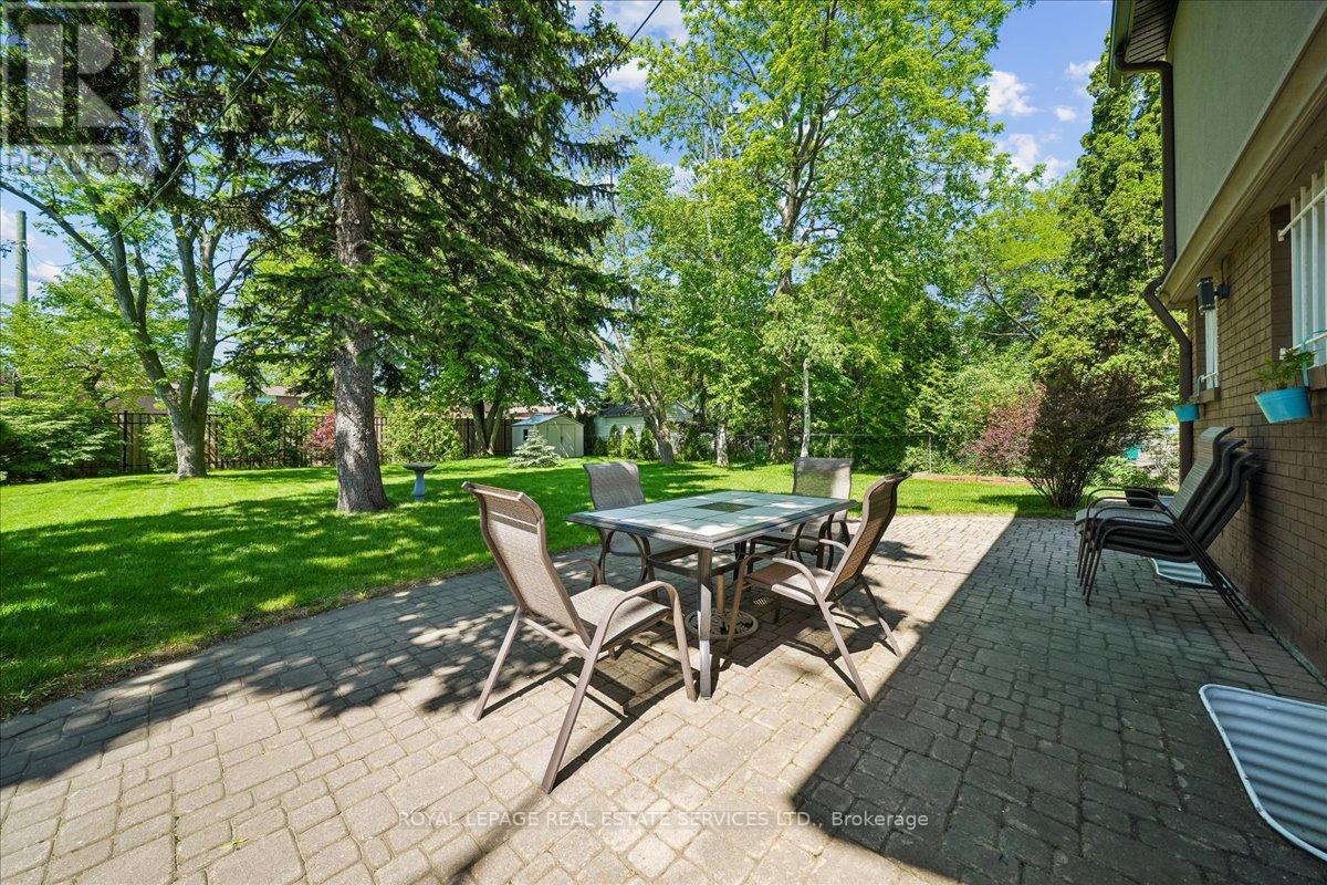 987 SIERRA BOULEVARD - 46