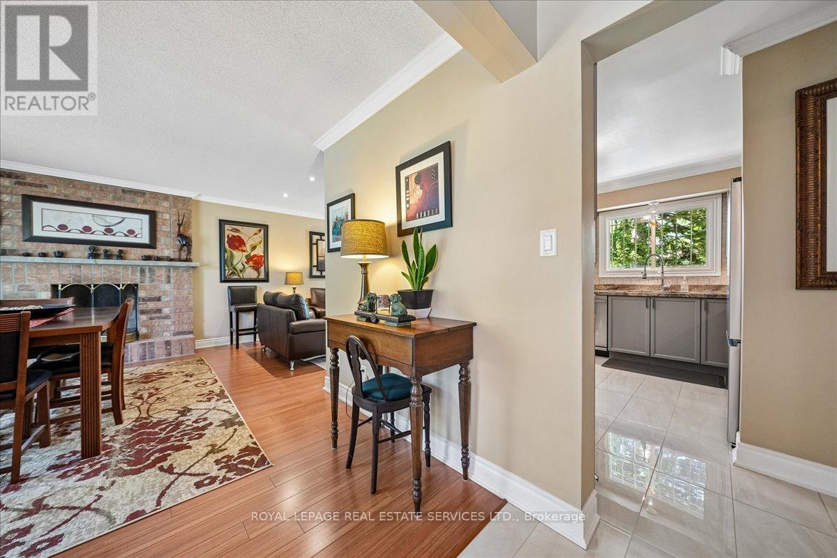 987 SIERRA BOULEVARD - 7