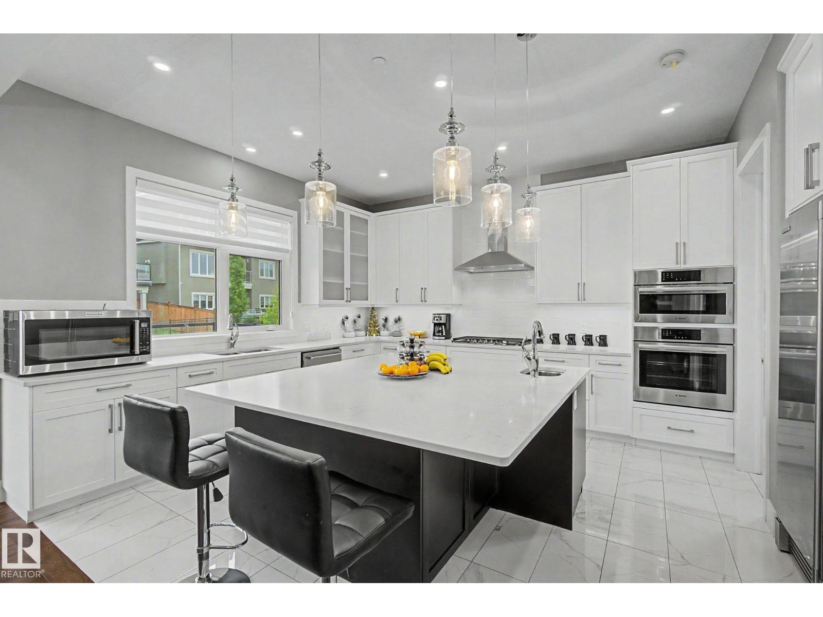 3036 59 AV NE - 19