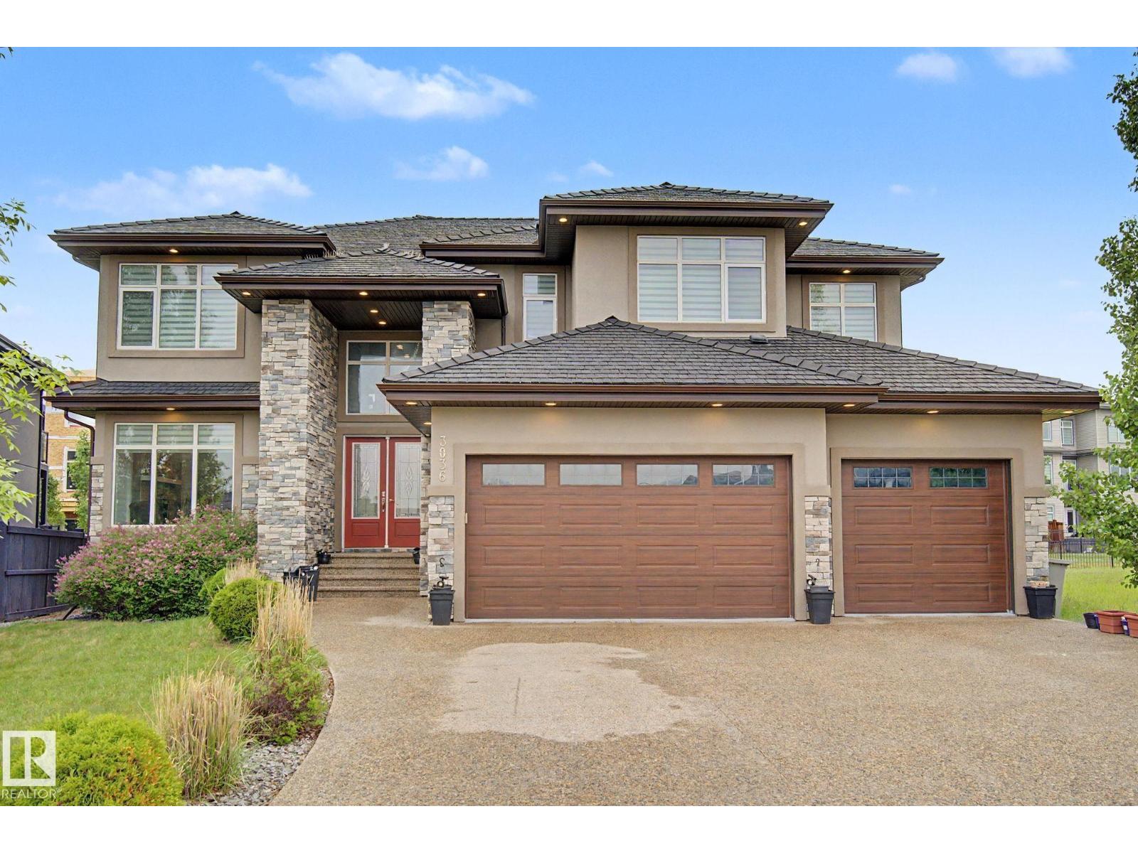 3036 59 AV NE - 2