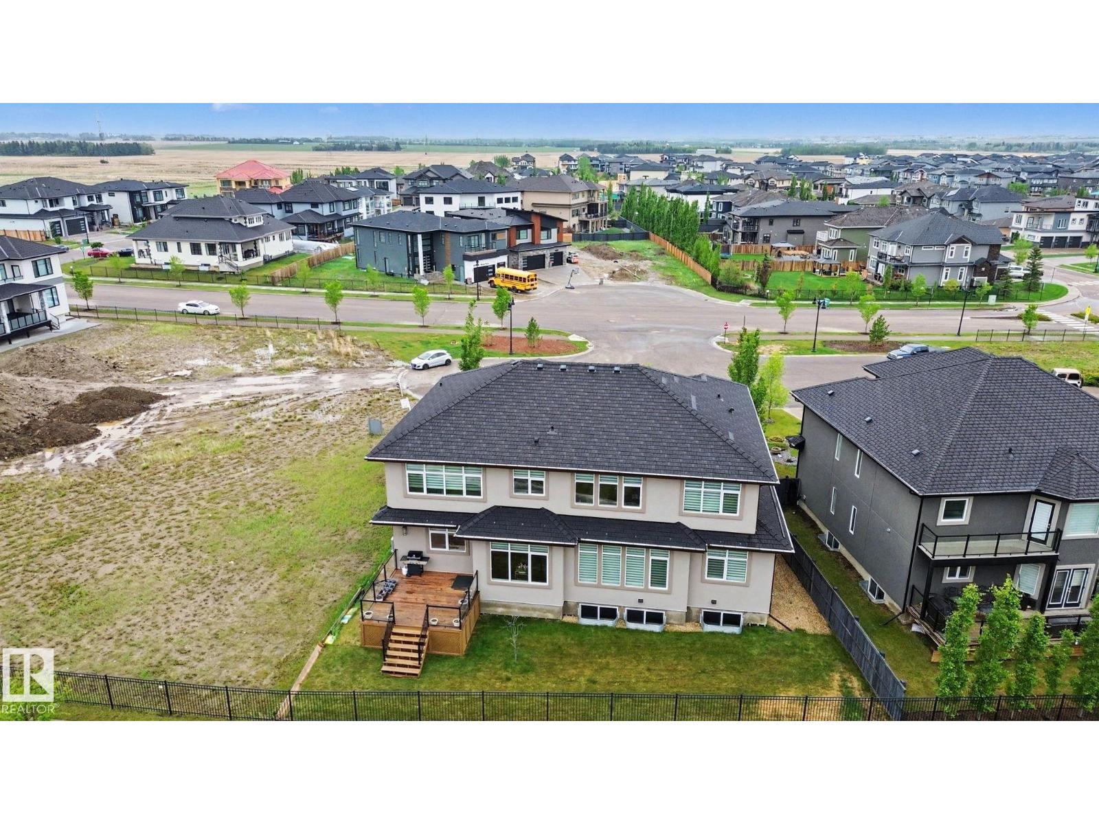 3036 59 AV NE - 72