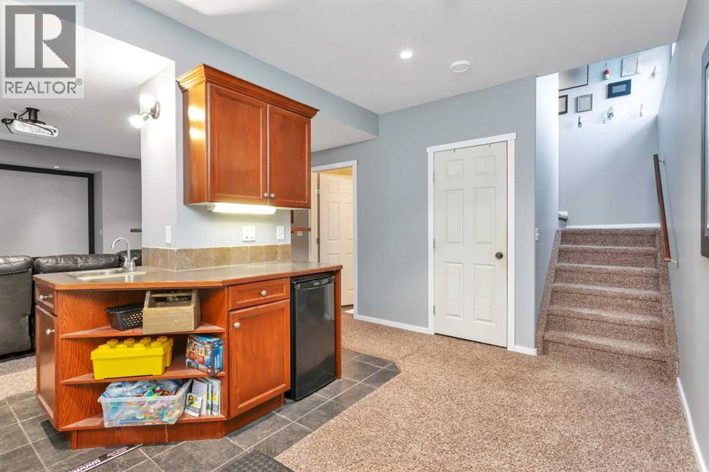 182 Kidd Close — photo 23