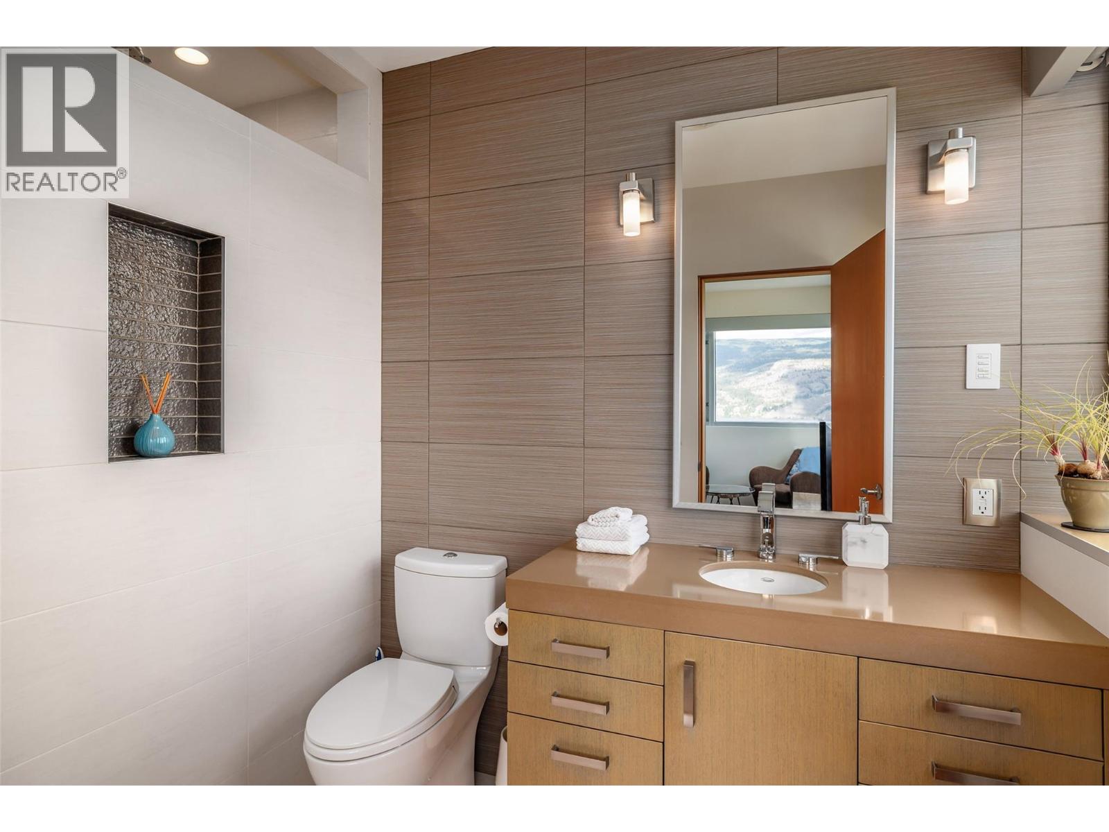 18555 Matsu Drive - 21