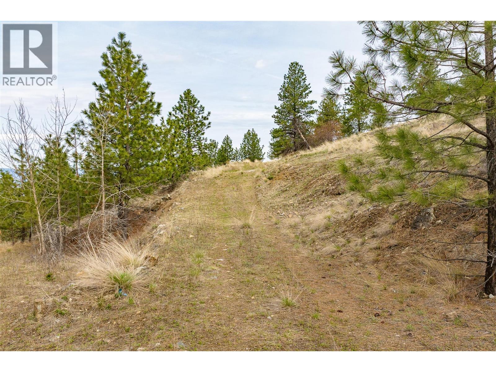  5601 Twin Creek Place, Kelowna