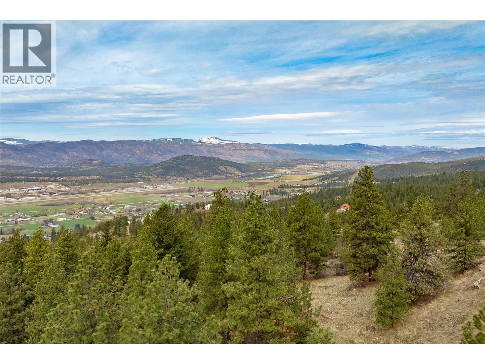  5601 Twin Creek Place, Kelowna