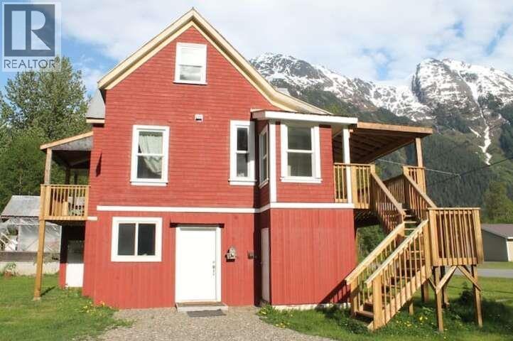 301 8TH AVENUE - 11