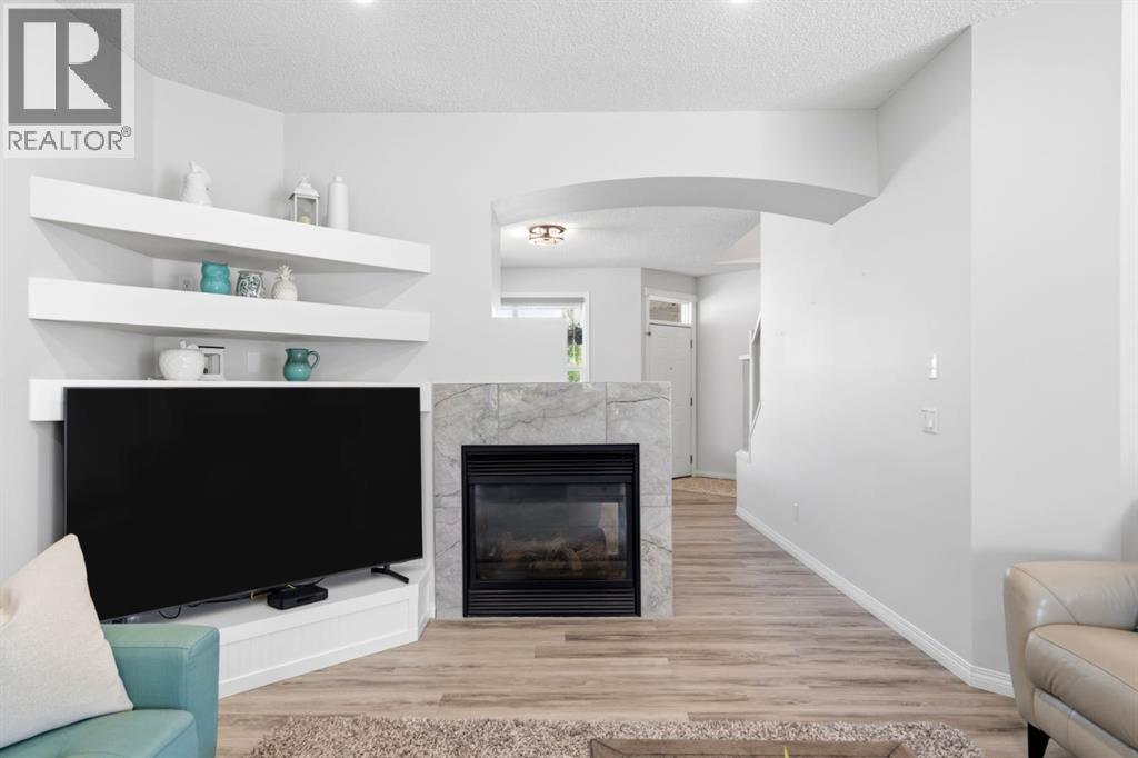 212 Willowmere Close — photo 9