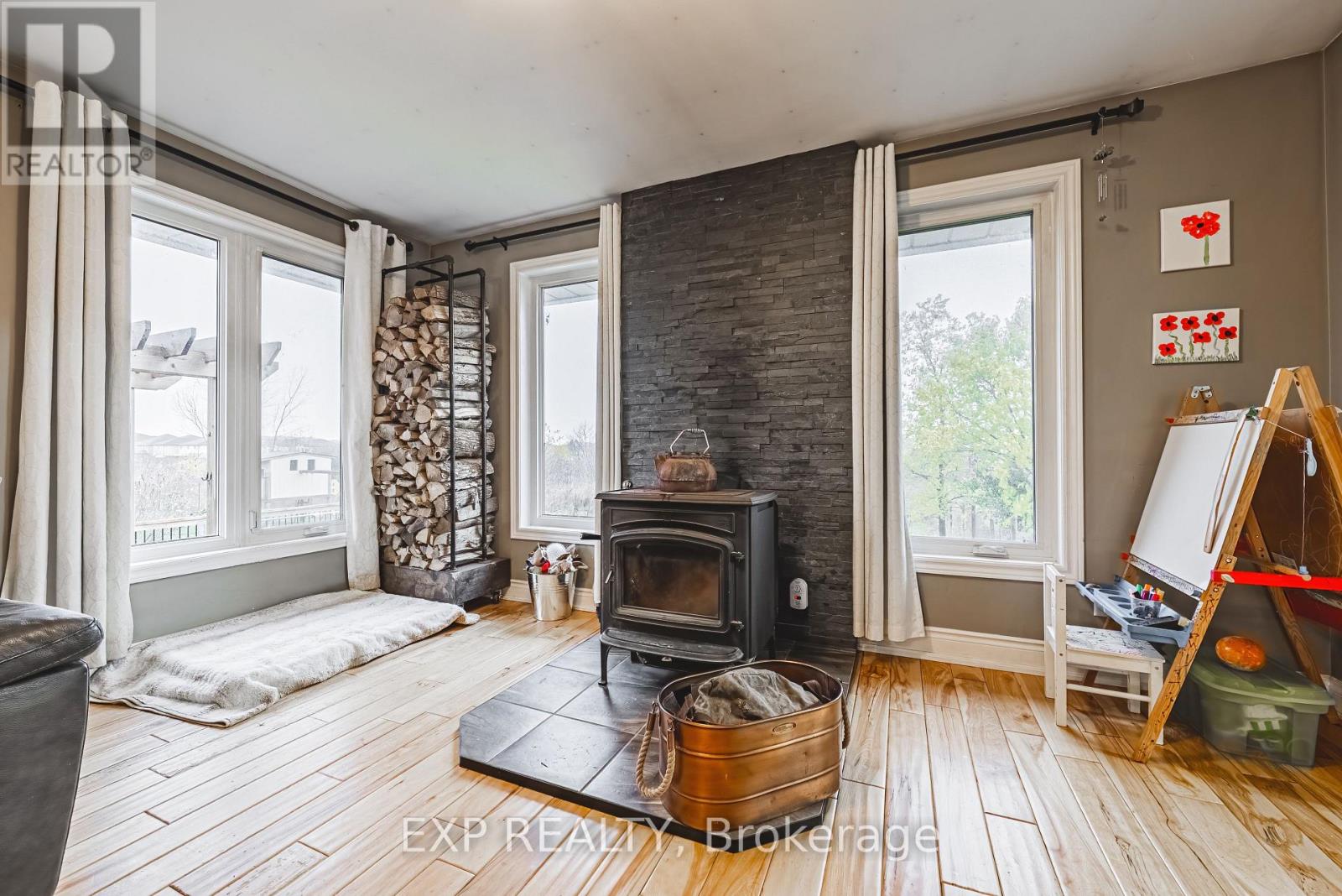 70 WEBSTER ROAD - 19
