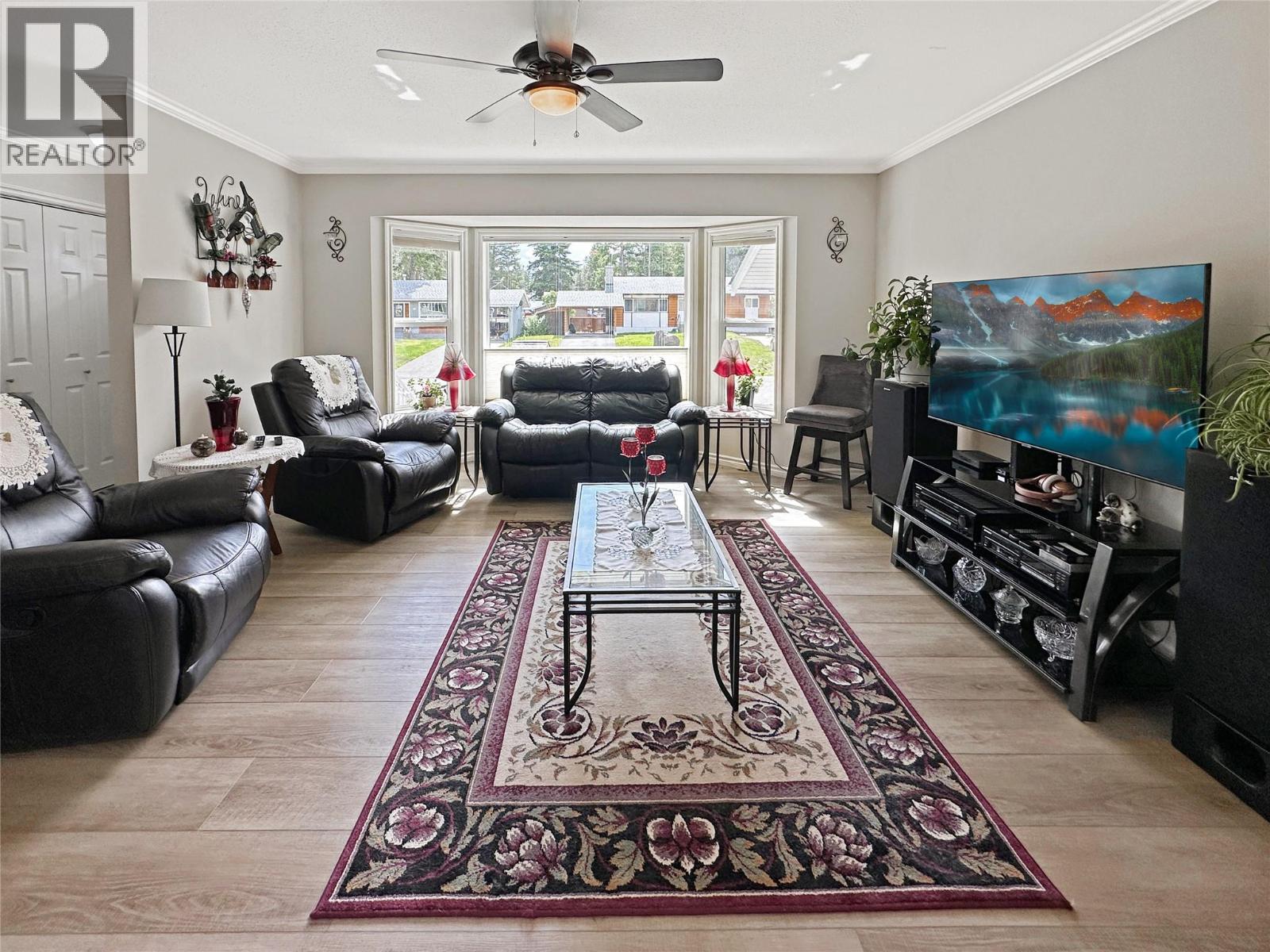 128 Edgewood Drive, Princeton