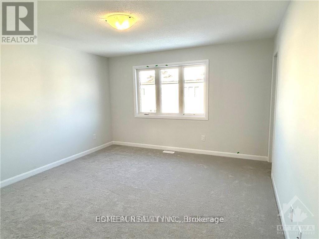 3 Bed, 3 Bath House for Rent in Ottawa – 87 LITTLE LAKE LANE, Ottawa – MLS# X13418008 - Image 7