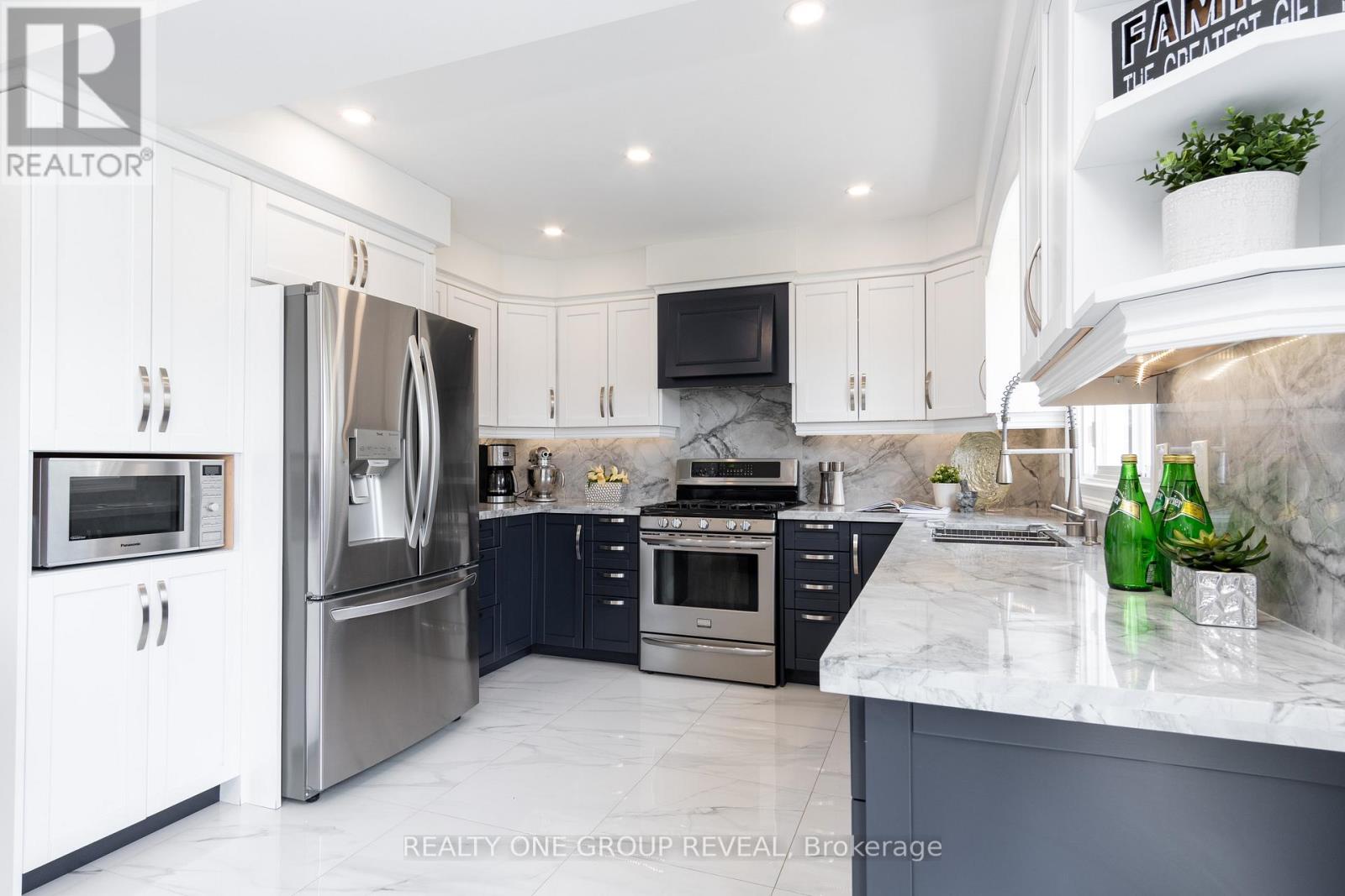 124 BATHGATE DRIVE - 13