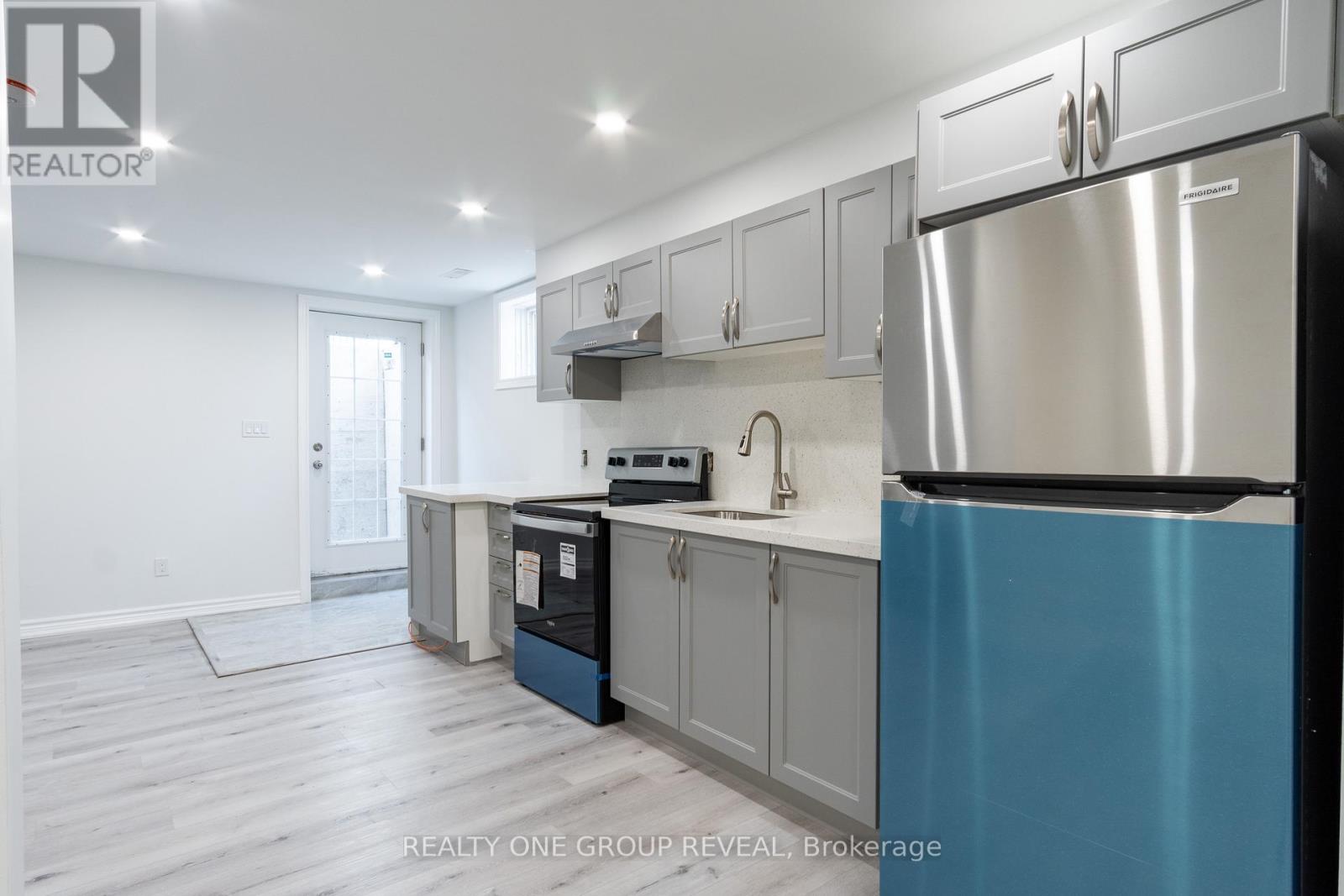 124 BATHGATE DRIVE - 31