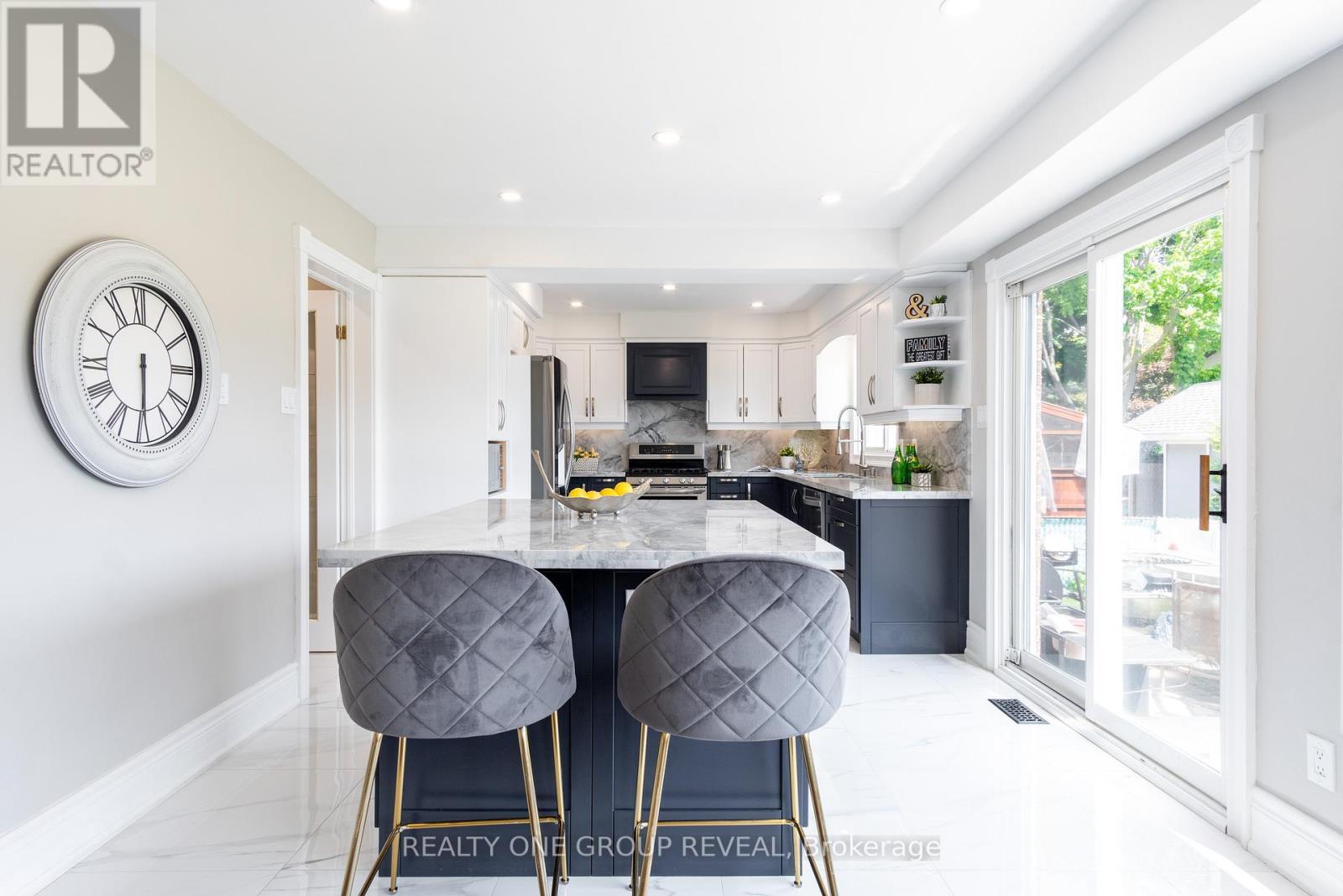 124 BATHGATE DRIVE - 8