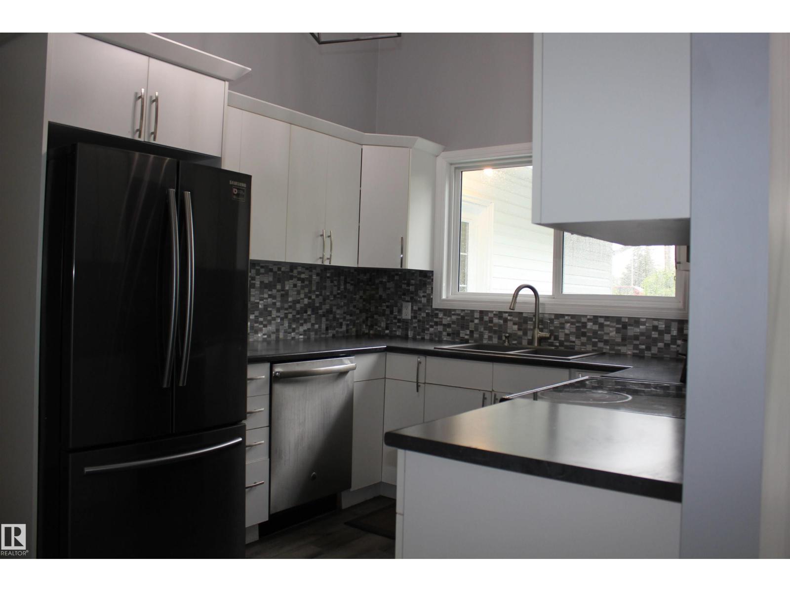 5201 Ravine Dr - 7