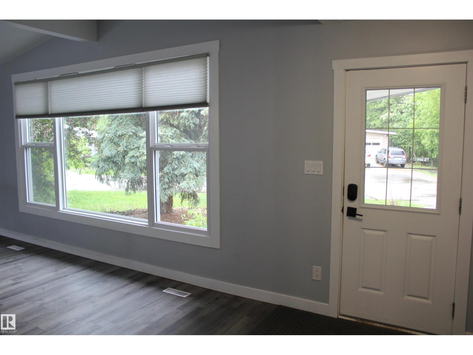 5201 Ravine Dr - photo 2