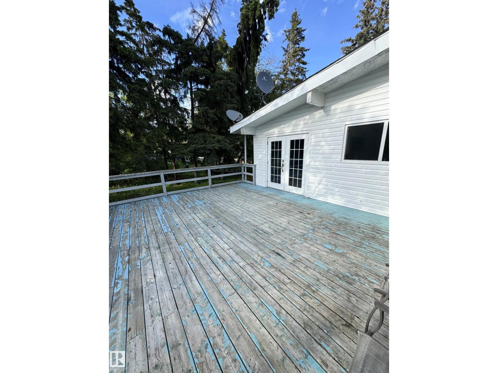 5201 Ravine Dr - 52