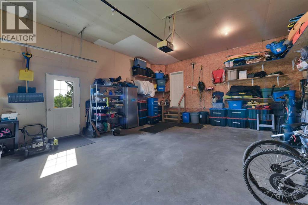1 Spruce Close — photo 33