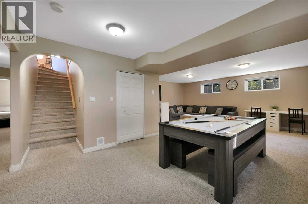 1 Spruce Close — photo 23