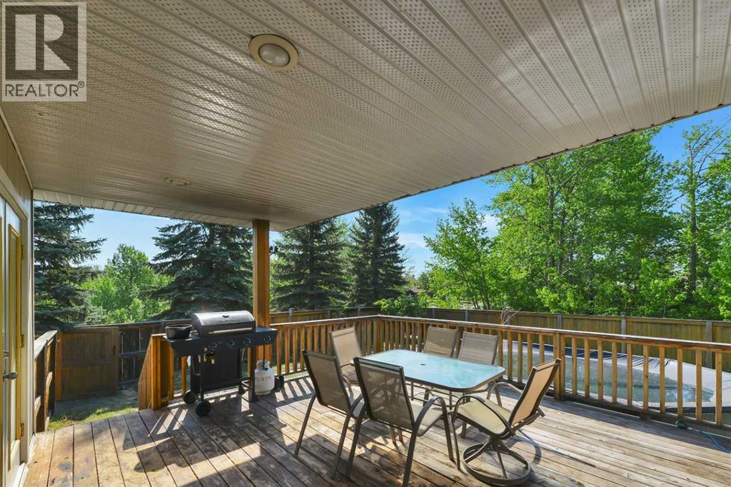 1 Spruce Close — photo 34