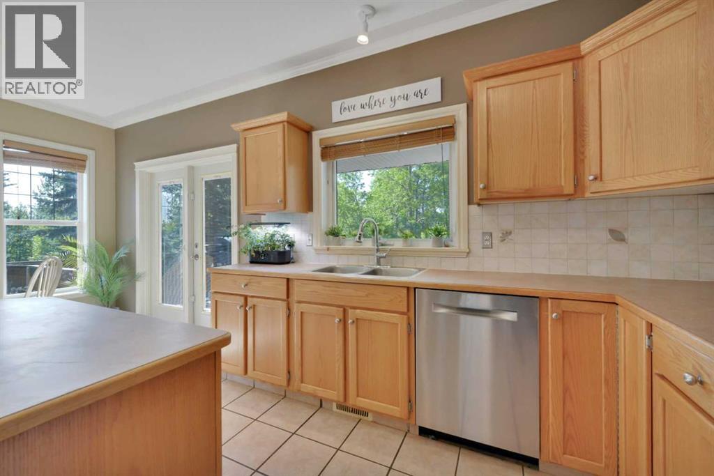 1 Spruce Close — photo 12