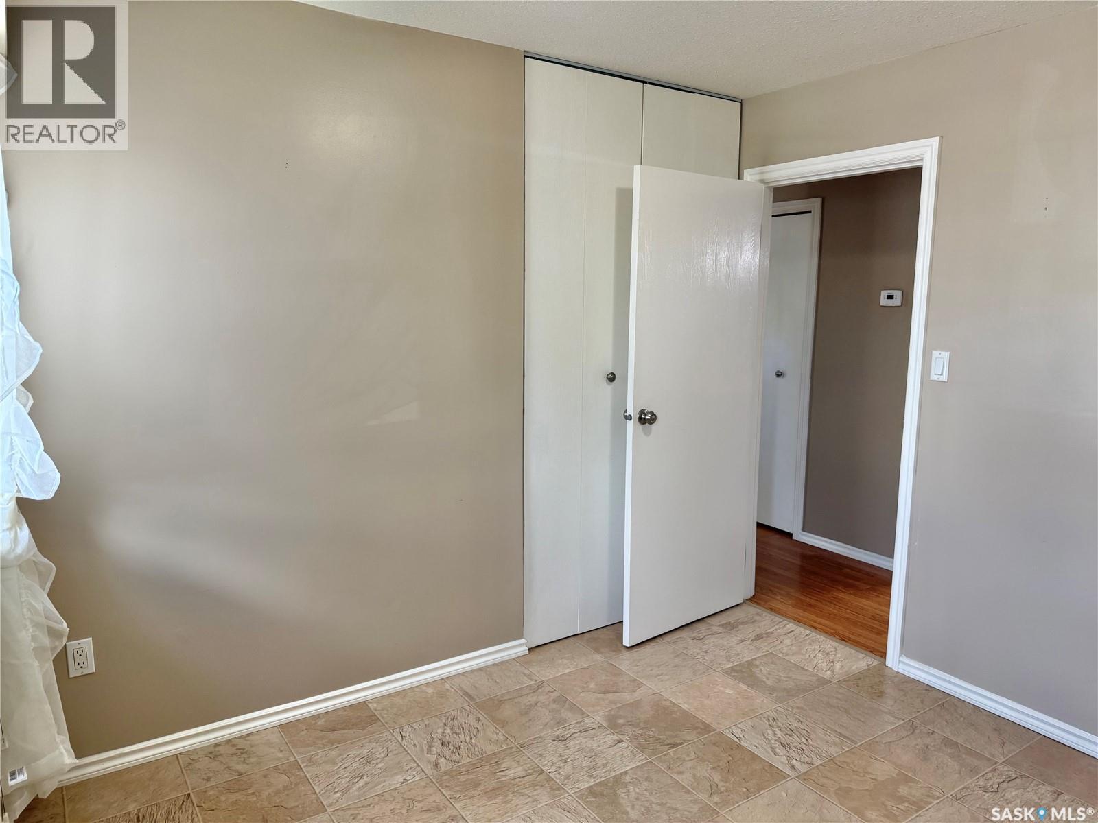 125 2nd STREET E - 20