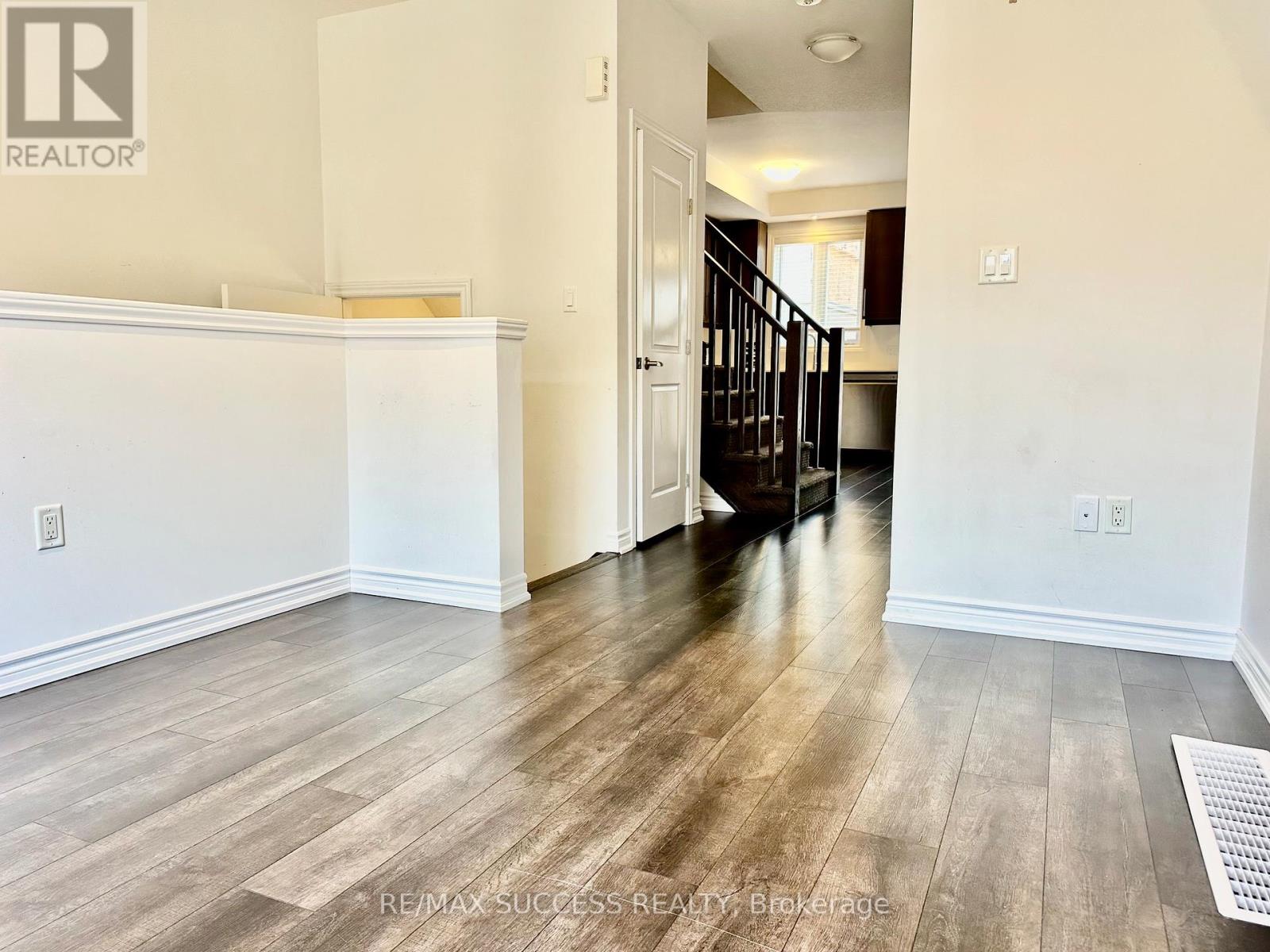 #47 5000 CONNOR DRIVE - 7