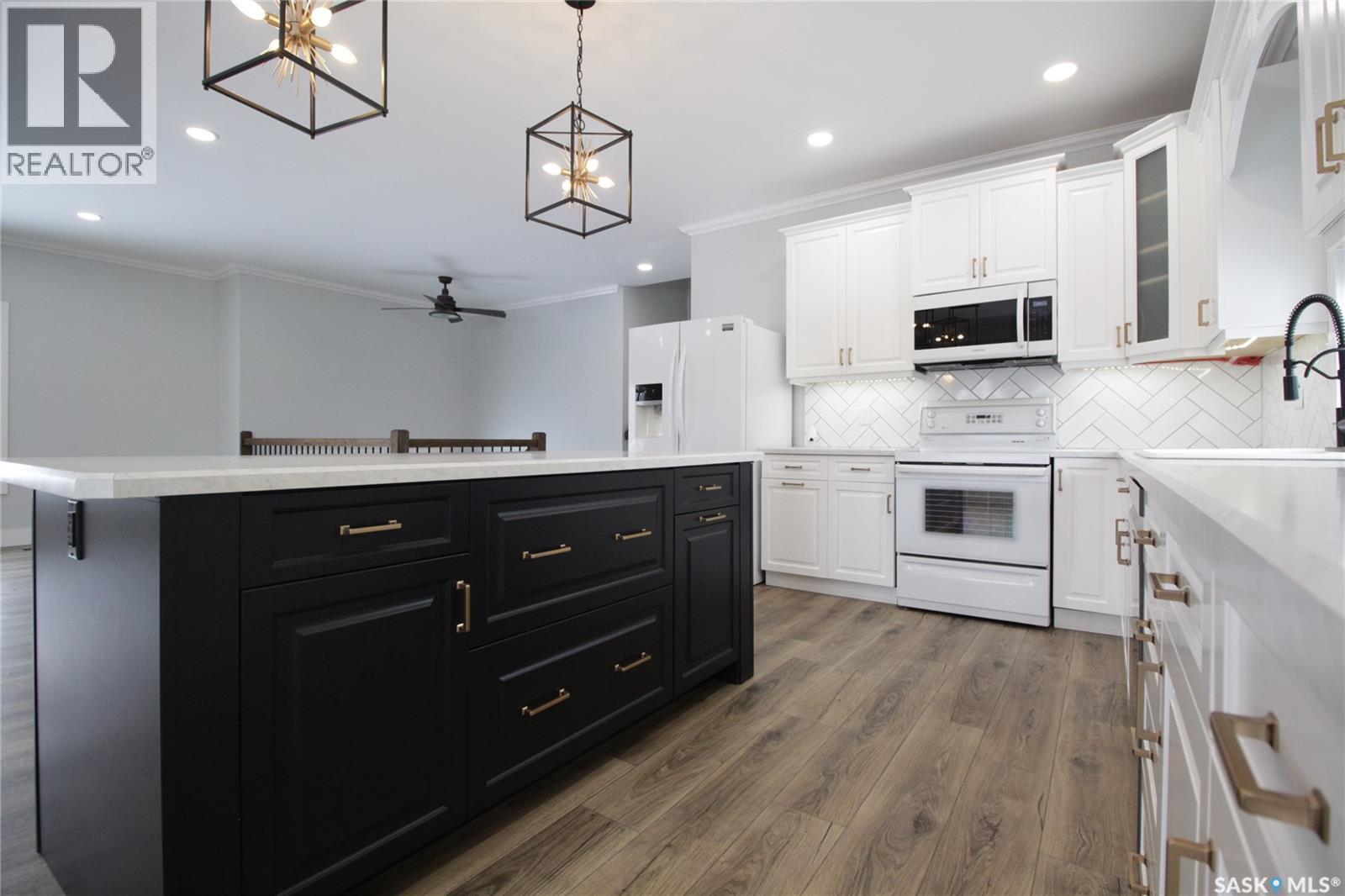 5 Souris AVENUE - 11