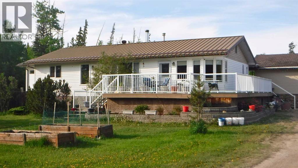 22276 Township Road 704 - 1