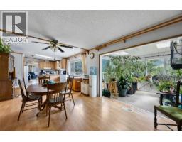 Full ensuite bathroom - 1120 Yellowhead Highway S, Mclure, BC V0E2H0 Photo 12