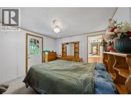 1120 Yellowhead Highway S, Mclure, BC V0E2H0 Photo 20