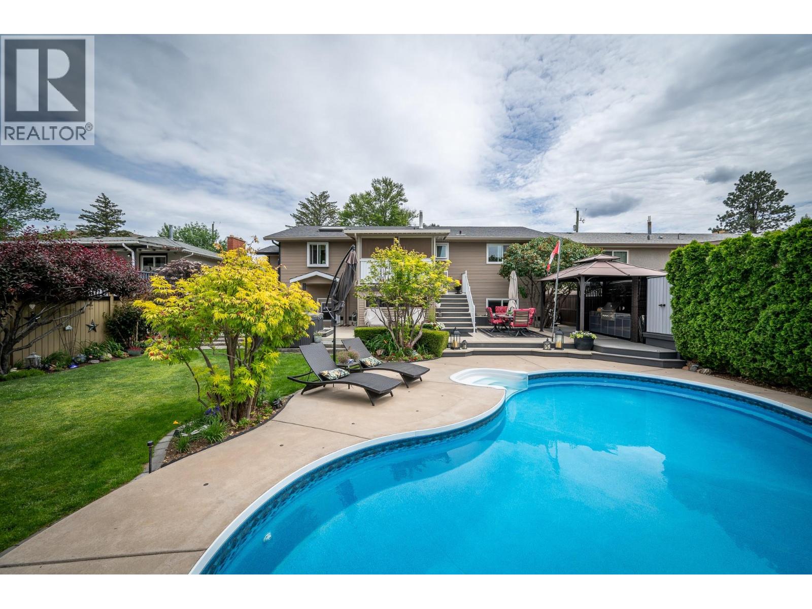1026 Crestline Street - 37