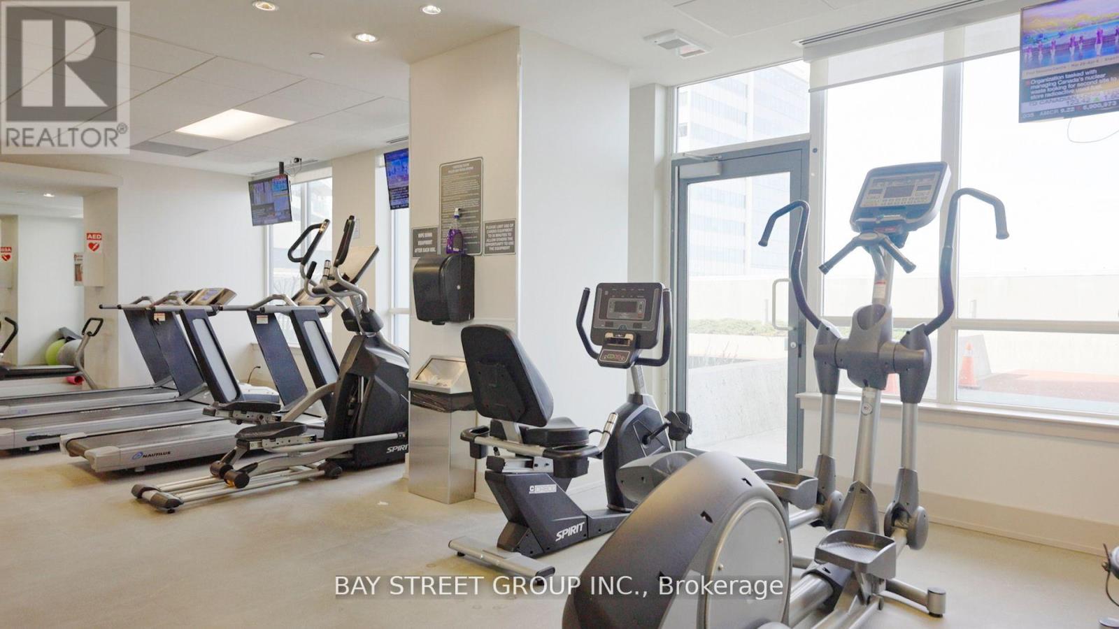 #718 7167 YONGE STREET - 32