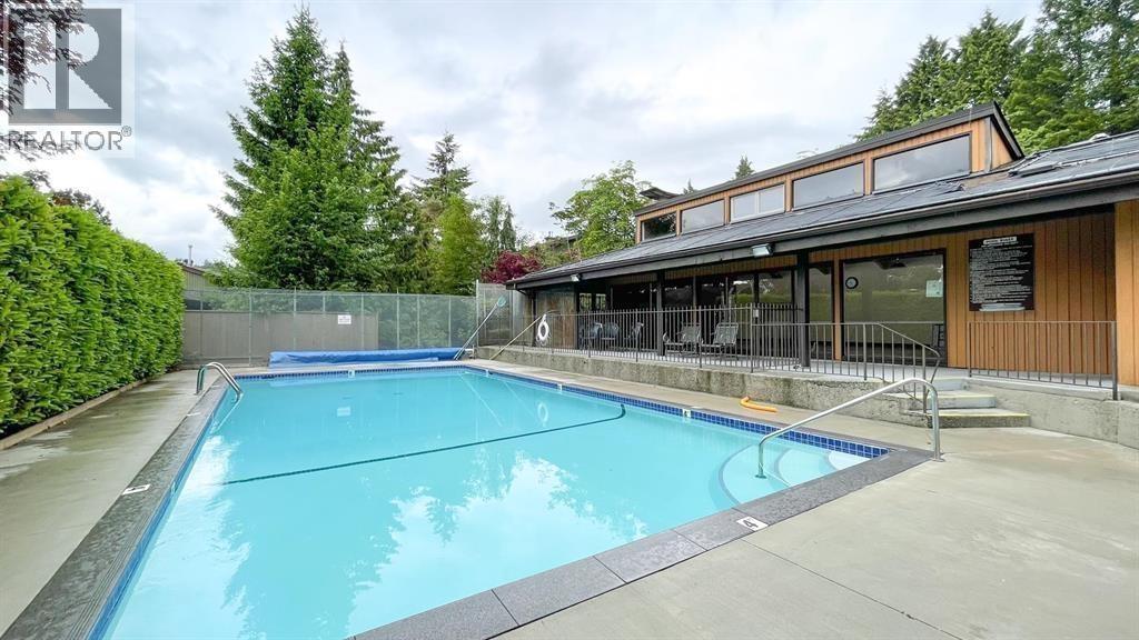 2995 CORONA DRIVE — photo 3