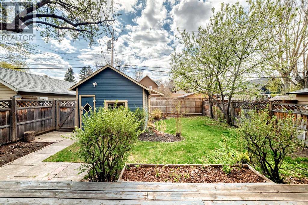 211 10 Avenue NE — photo 18