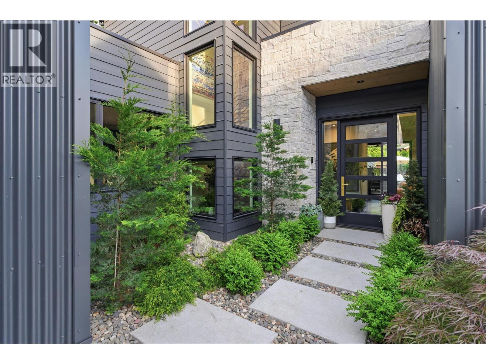 267 Lake Avenue, Kelowna
