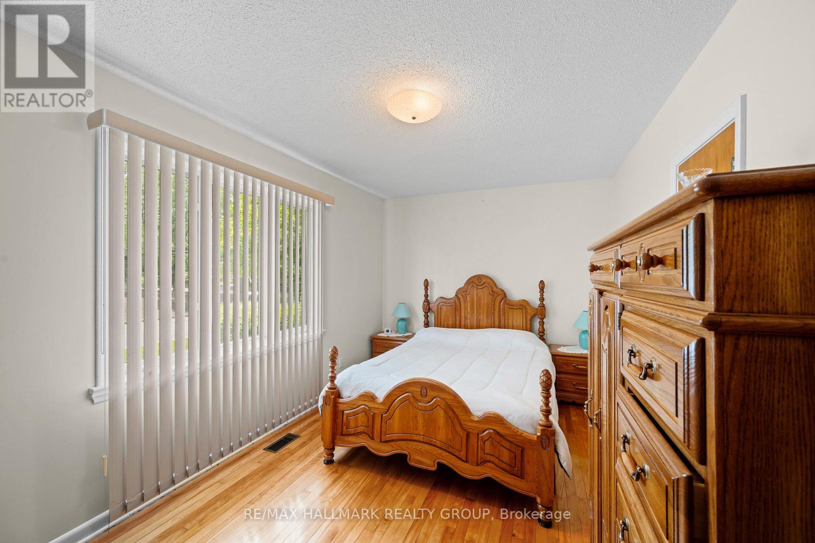 839 WESTON DRIVE - 13