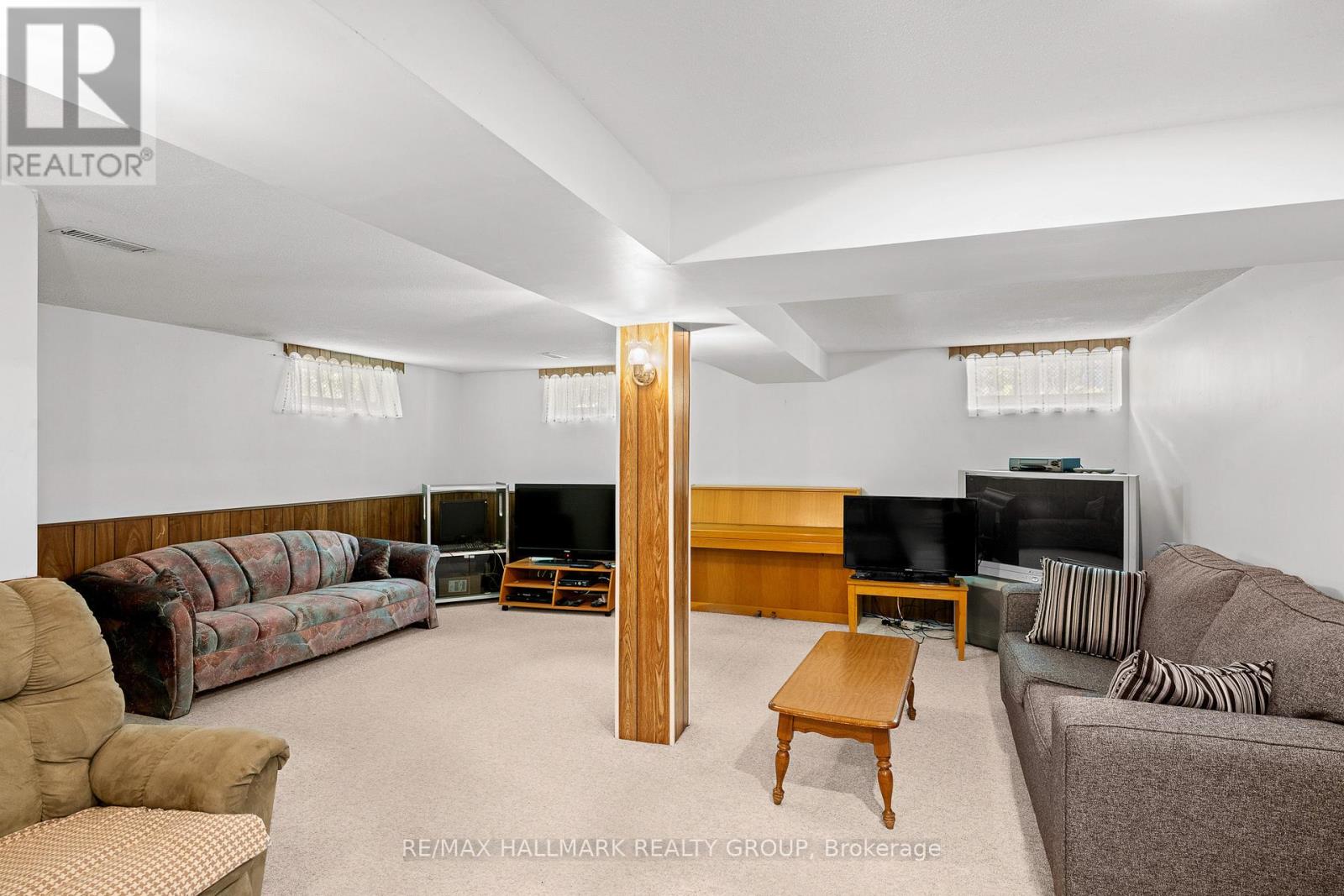 839 WESTON DRIVE - 14