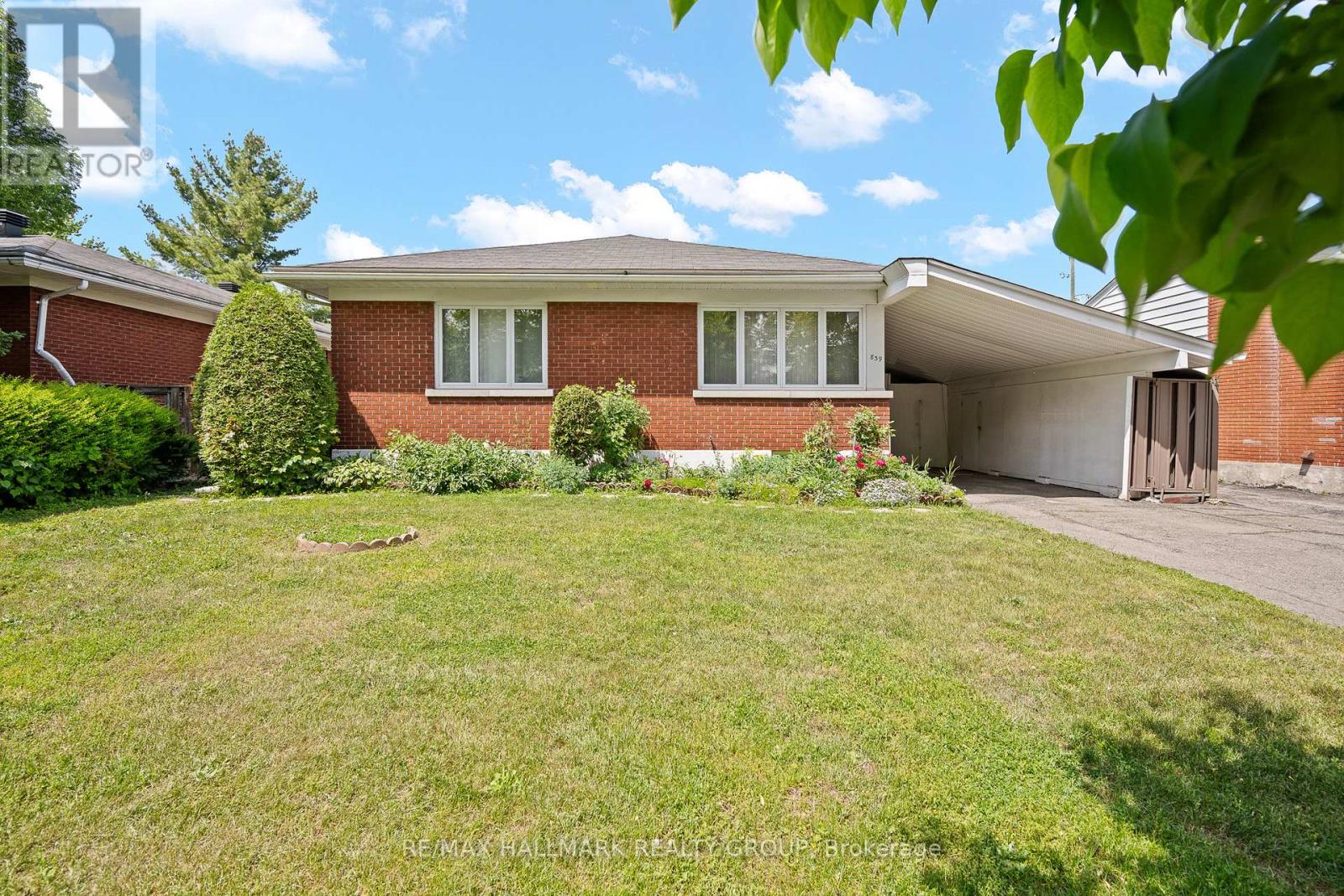 839 WESTON DRIVE - 2