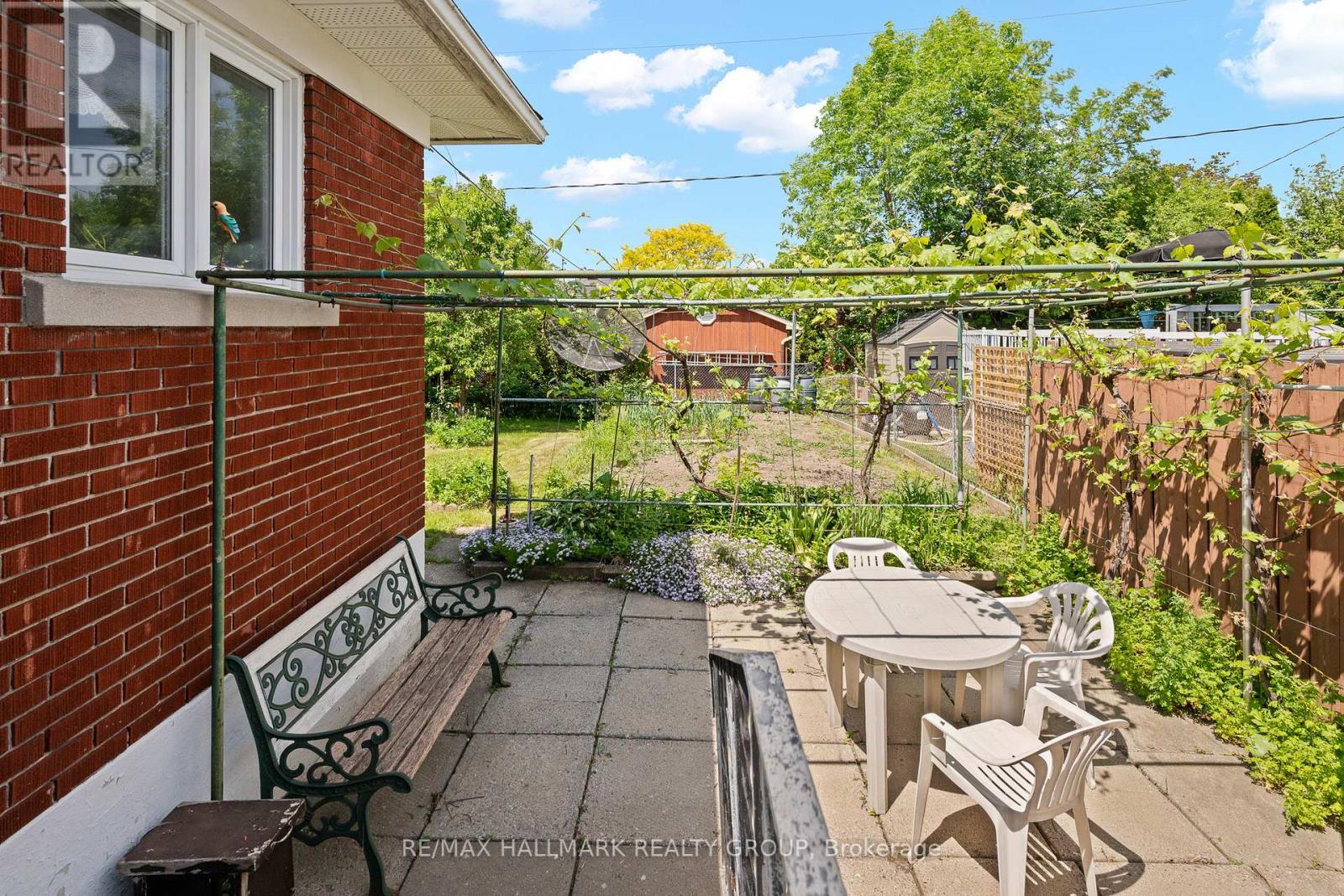 839 WESTON DRIVE - 21