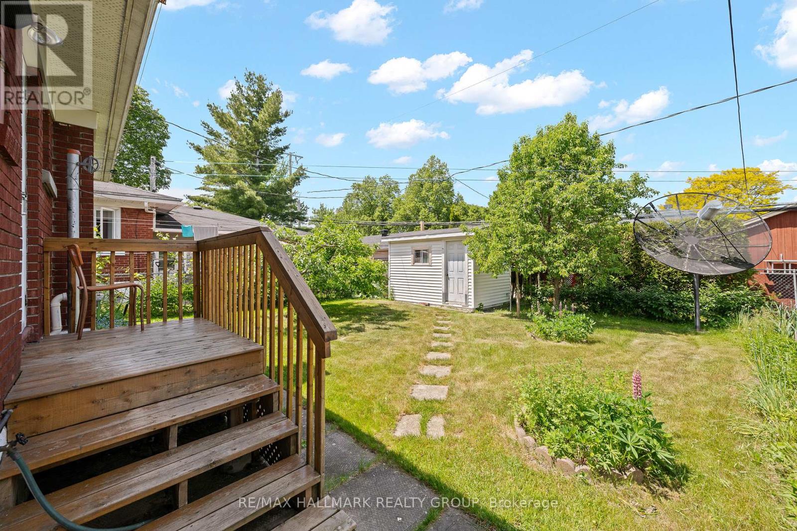 839 WESTON DRIVE - 23