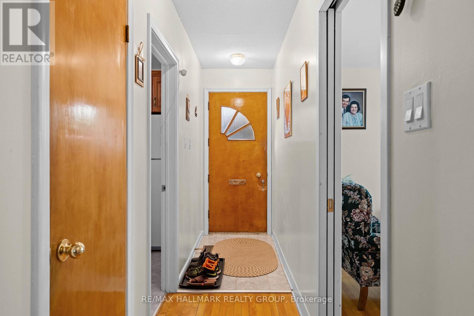 839 WESTON DRIVE - 4