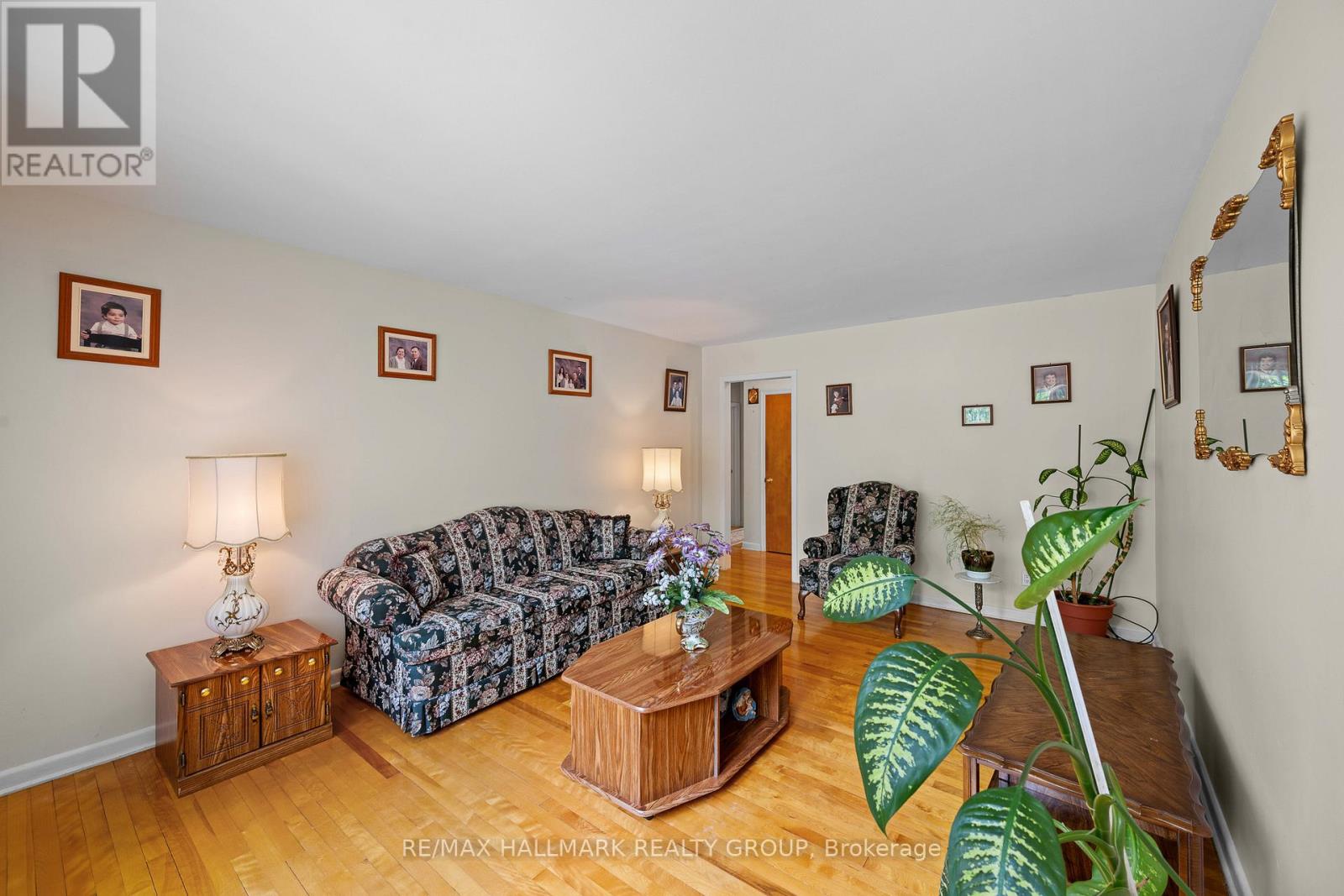 839 WESTON DRIVE - 7