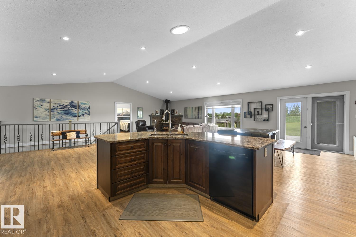 4 42310 Township Road 632 - 13