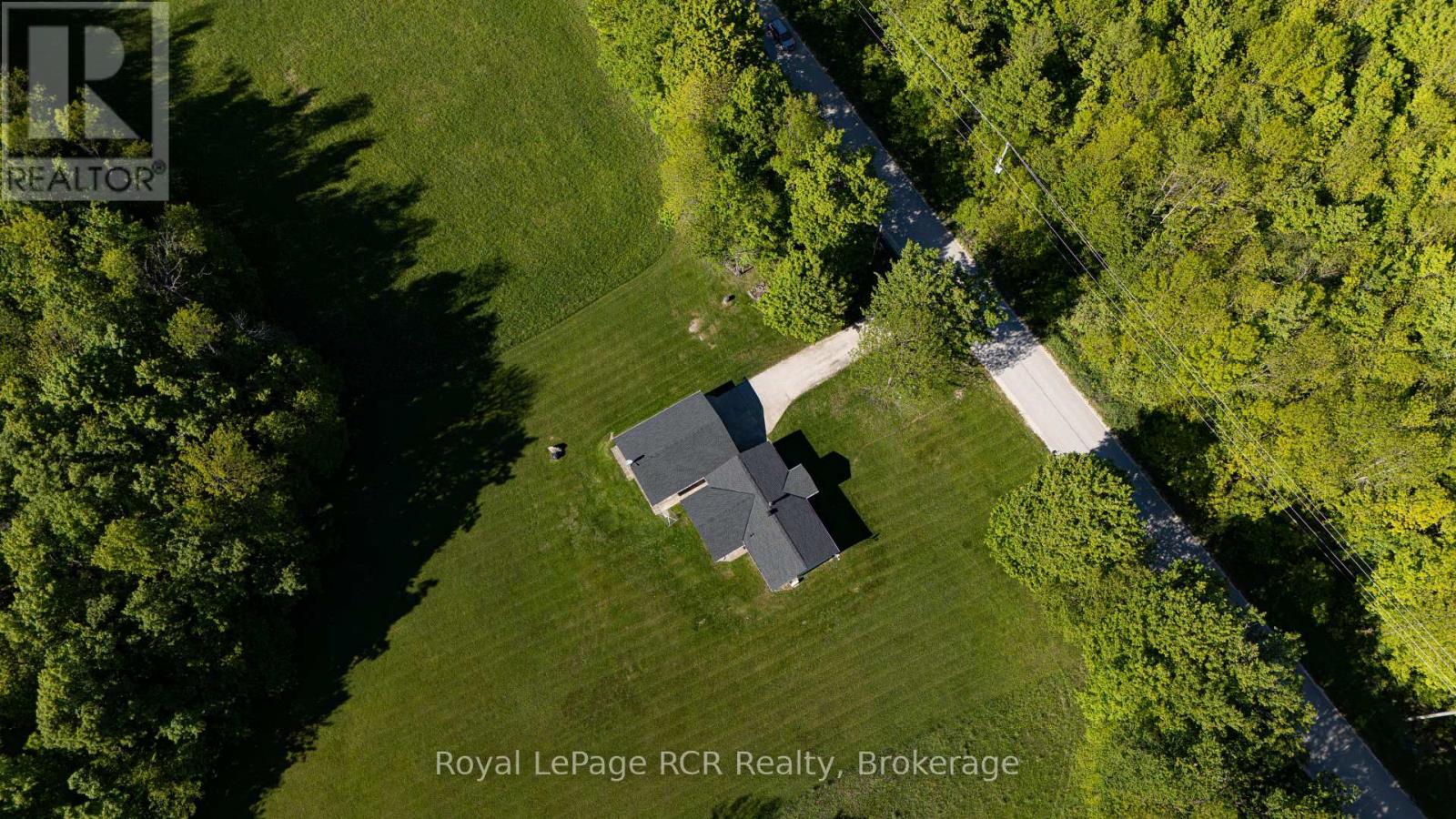 310420 KEMBLE ROCK ROAD - Image 3