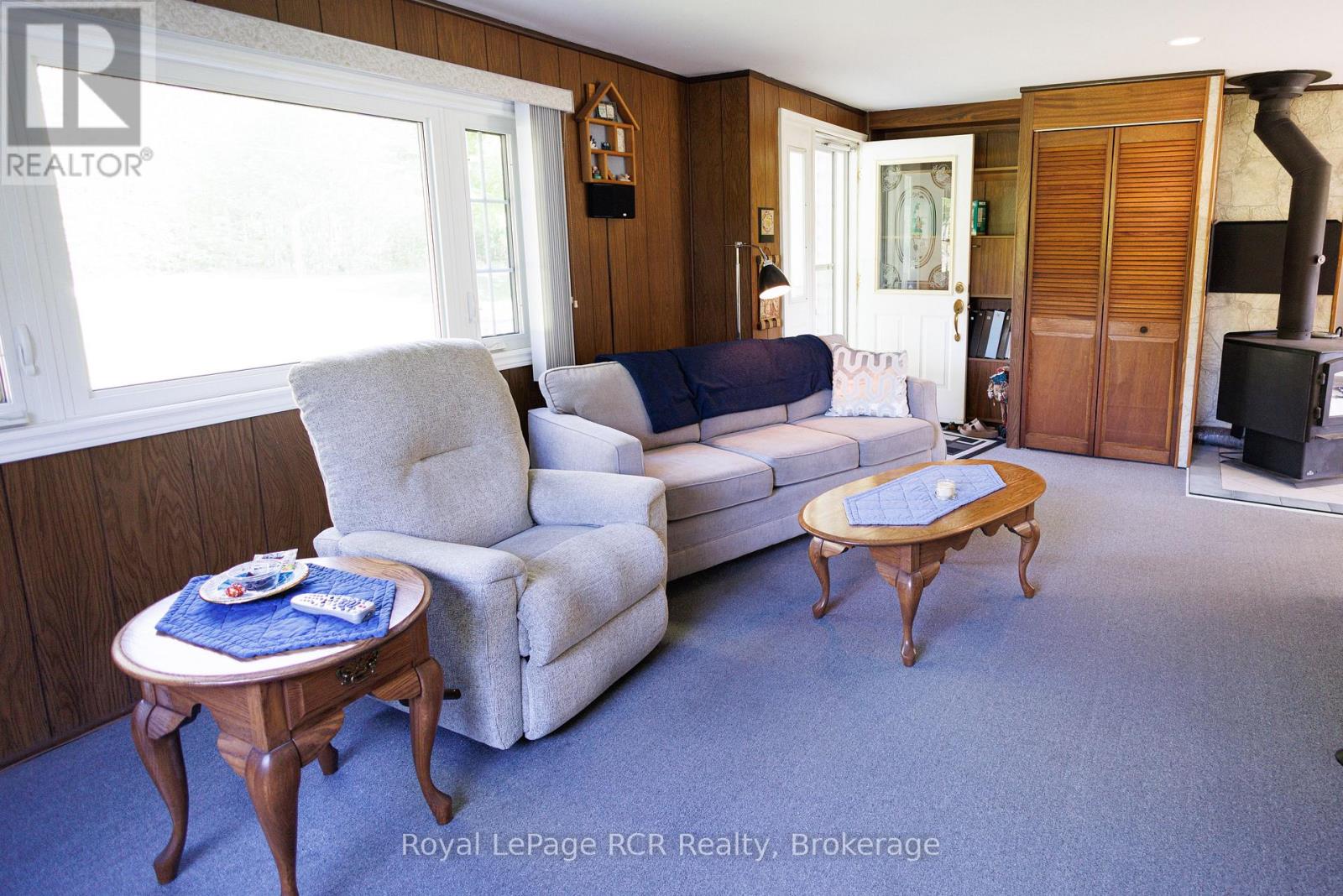 310420 KEMBLE ROCK ROAD - 6